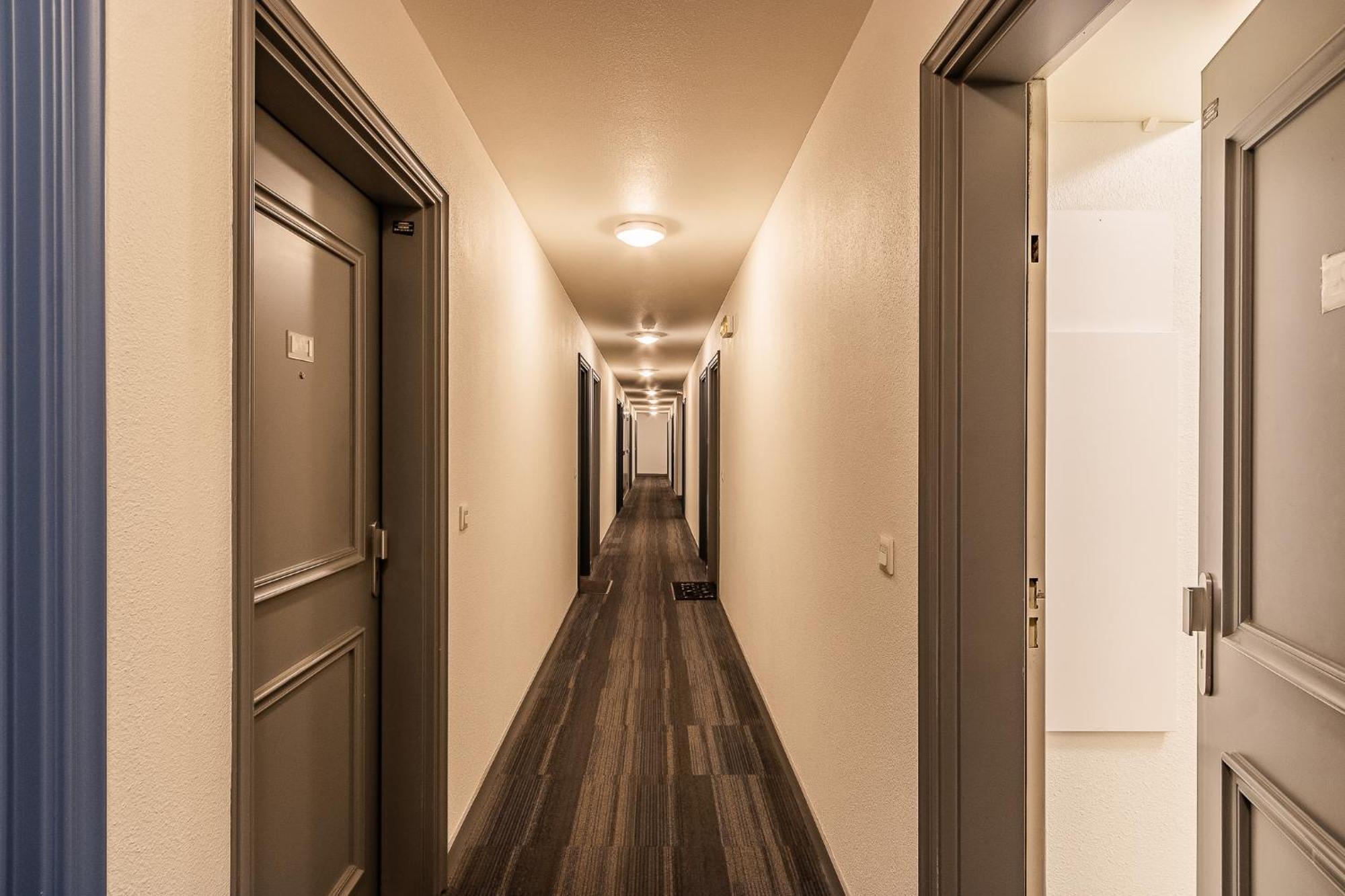 Studio Charpennes - Parking Prive Gratuit Вийёрбан Экстерьер фото